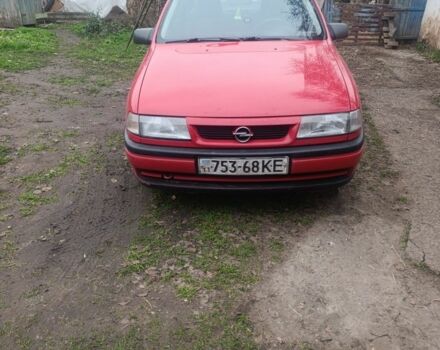 Красный Опель Вектра, объемом двигателя 1 л и пробегом 320 тыс. км за 1300 $, фото 4 на Automoto.ua