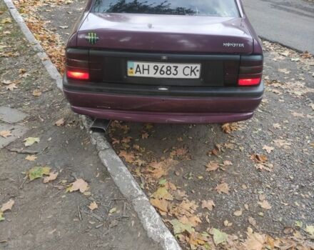 Червоний Опель Вектра, об'ємом двигуна 2.5 л та пробігом 300 тис. км за 1350 $, фото 3 на Automoto.ua
