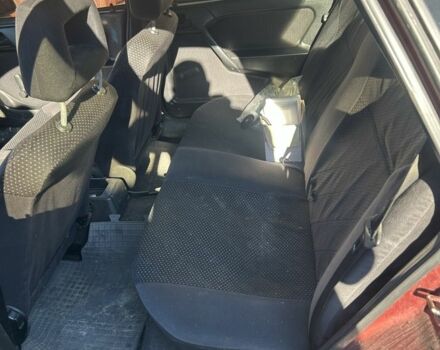 Красный Опель Вектра, объемом двигателя 1.7 л и пробегом 300 тыс. км за 600 $, фото 3 на Automoto.ua