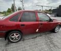 Красный Опель Вектра, объемом двигателя 1.8 л и пробегом 350 тыс. км за 1400 $, фото 5 на Automoto.ua