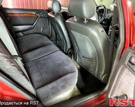 Красный Опель Вектра, объемом двигателя 1.6 л и пробегом 336 тыс. км за 2000 $, фото 3 на Automoto.ua