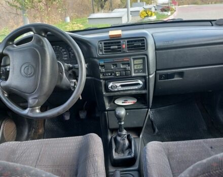 Опель Вектра 1995 в Рожище на Automoto.ua Красный Опель Вектра, объемом двигателя 1.8 л и пробегом 3 тыс. км за 1400 $, фото 7 на Automoto.ua