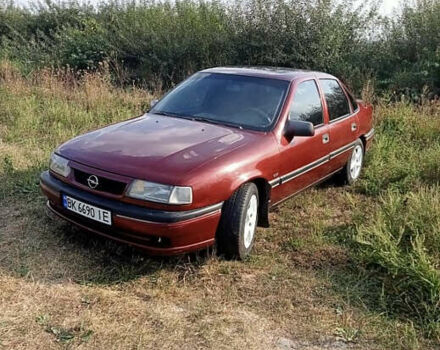 Опель Вектра 1995 в Ровно на Automoto.ua Красный Опель Вектра, объемом двигателя 1.8 л и пробегом 280 тыс. км за 1999 $, фото 4 на Automoto.ua