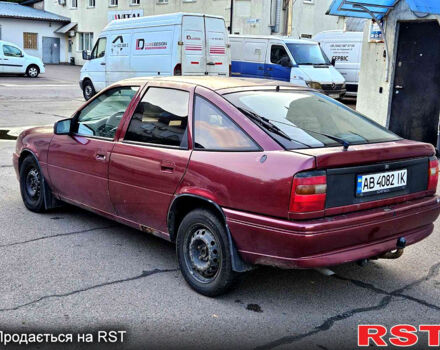 Красный Опель Вектра, объемом двигателя 2 л и пробегом 200 тыс. км за 900 $, фото 2 на Automoto.ua
