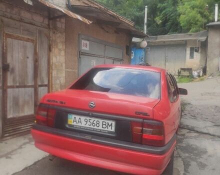 Красный Опель Вектра, объемом двигателя 1.6 л и пробегом 400 тыс. км за 2000 $, фото 1 на Automoto.ua