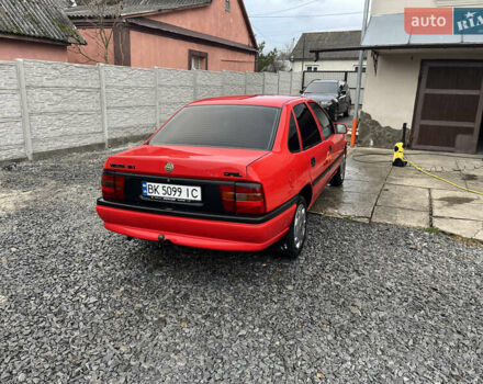 Червоний Опель Вектра, об'ємом двигуна 1.6 л та пробігом 245 тис. км за 1999 $, фото 1 на Automoto.ua