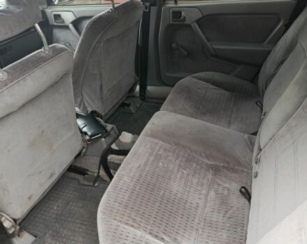 Червоний Опель Вектра, об'ємом двигуна 1.6 л та пробігом 208 тис. км за 2300 $, фото 7 на Automoto.ua