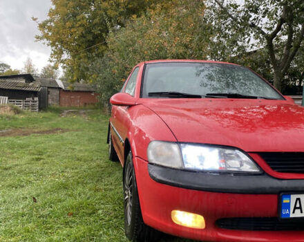 Красный Опель Вектра, объемом двигателя 2 л и пробегом 259 тыс. км за 3200 $, фото 1 на Automoto.ua