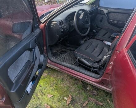 Красный Опель Вектра, объемом двигателя 2 л и пробегом 300 тыс. км за 1250 $, фото 3 на Automoto.ua