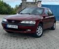 Красный Опель Вектра, объемом двигателя 1.6 л и пробегом 240 тыс. км за 1500 $, фото 1 на Automoto.ua