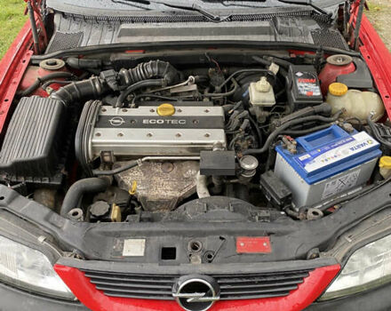 Красный Опель Вектра, объемом двигателя 2 л и пробегом 259 тыс. км за 3200 $, фото 16 на Automoto.ua