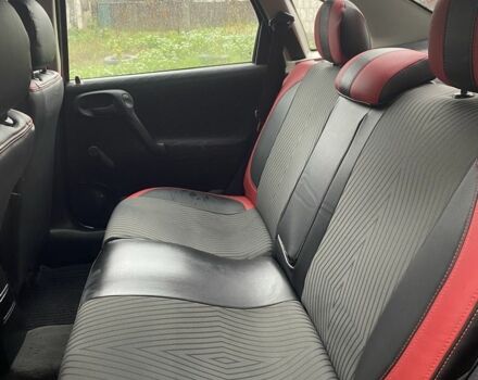 Червоний Опель Вектра, об'ємом двигуна 2 л та пробігом 259 тис. км за 3000 $, фото 6 на Automoto.ua