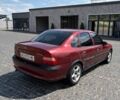 Красный Опель Вектра, объемом двигателя 1.6 л и пробегом 300 тыс. км за 1119 $, фото 6 на Automoto.ua