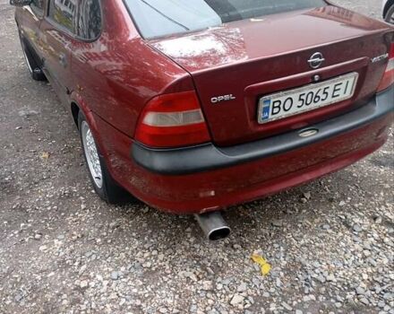 Червоний Опель Вектра, об'ємом двигуна 1.6 л та пробігом 250 тис. км за 2900 $, фото 8 на Automoto.ua