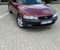 Червоний Опель Вектра, об'ємом двигуна 1.7 л та пробігом 400 тис. км за 2400 $, фото 1 на Automoto.ua