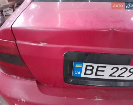 Червоний Опель Вектра, об'ємом двигуна 1.6 л та пробігом 217 тис. км за 1700 $, фото 1 на Automoto.ua