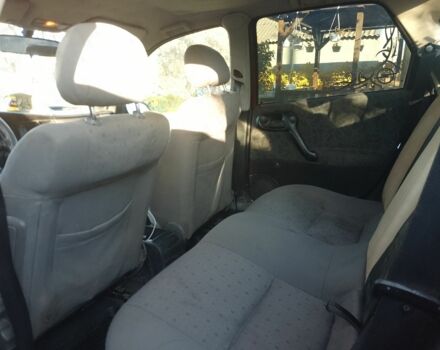 Червоний Опель Вектра, об'ємом двигуна 1.6 л та пробігом 216 тис. км за 2000 $, фото 6 на Automoto.ua