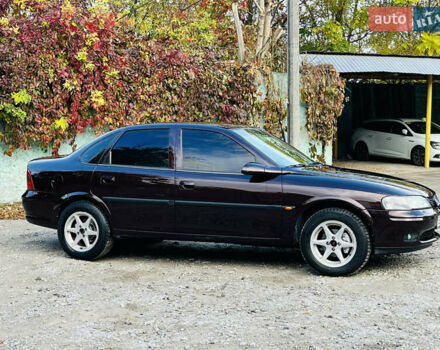 Опель Вектра 1997 в Каменское - Днепродзержинск на Automoto.ua Красный Опель Вектра, объемом двигателя 1.78 л и пробегом 350 тыс. км за 3499 $, фото 4 на Automoto.ua