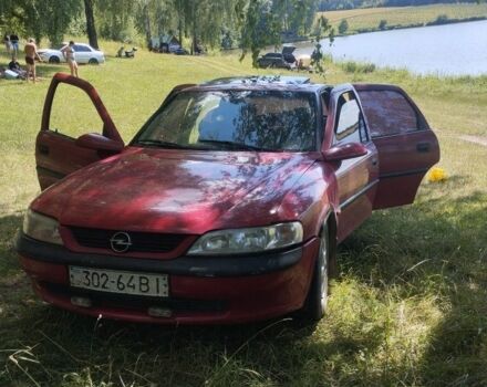 Червоний Опель Вектра, об'ємом двигуна 1.6 л та пробігом 300 тис. км за 1500 $, фото 1 на Automoto.ua