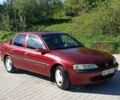 Красный Опель Вектра, объемом двигателя 0 л и пробегом 315 тыс. км за 1800 $, фото 1 на Automoto.ua