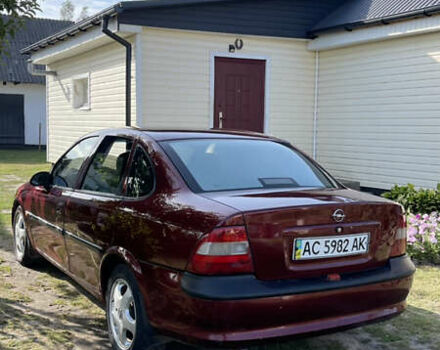 Червоний Опель Вектра, об'ємом двигуна 1.8 л та пробігом 345 тис. км за 1470 $, фото 5 на Automoto.ua