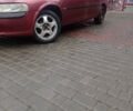 Красный Опель Вектра, объемом двигателя 1.6 л и пробегом 217 тыс. км за 999 $, фото 5 на Automoto.ua