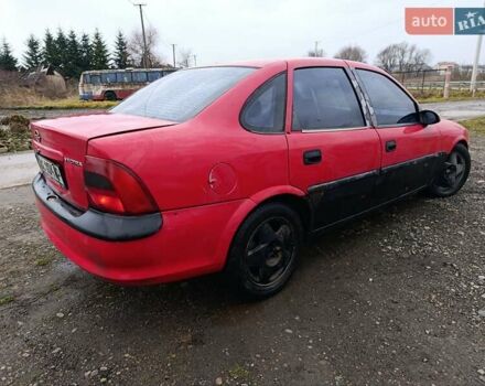 Красный Опель Вектра, объемом двигателя 1.6 л и пробегом 409 тыс. км за 1250 $, фото 3 на Automoto.ua