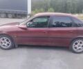 Красный Опель Вектра, объемом двигателя 1.8 л и пробегом 410 тыс. км за 2000 $, фото 4 на Automoto.ua