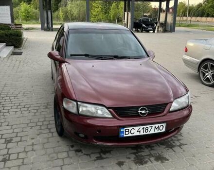 Красный Опель Вектра, объемом двигателя 1.8 л и пробегом 280 тыс. км за 2300 $, фото 3 на Automoto.ua
