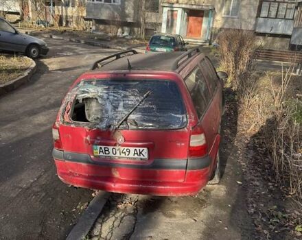 Красный Опель Вектра, объемом двигателя 0 л и пробегом 100 тыс. км за 600 $, фото 3 на Automoto.ua