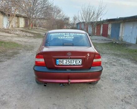 Красный Опель Вектра, объемом двигателя 1.6 л и пробегом 235 тыс. км за 2200 $, фото 2 на Automoto.ua
