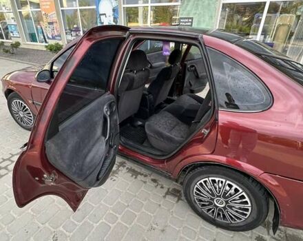 Красный Опель Вектра, объемом двигателя 1.8 л и пробегом 280 тыс. км за 2300 $, фото 2 на Automoto.ua
