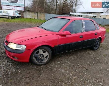 Красный Опель Вектра, объемом двигателя 1.6 л и пробегом 409 тыс. км за 1250 $, фото 7 на Automoto.ua