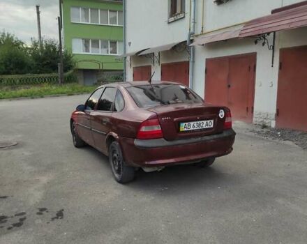 Червоний Опель Вектра, об'ємом двигуна 1.8 л та пробігом 300 тис. км за 1700 $, фото 4 на Automoto.ua