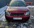 Красный Опель Вектра, объемом двигателя 2 л и пробегом 350 тыс. км за 2900 $, фото 1 на Automoto.ua