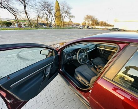 Красный Опель Вектра, объемом двигателя 2 л и пробегом 300 тыс. км за 2599 $, фото 14 на Automoto.ua
