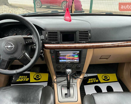 Красный Опель Вектра, объемом двигателя 2.2 л и пробегом 284 тыс. км за 4299 $, фото 10 на Automoto.ua