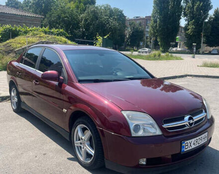 Красный Опель Вектра, объемом двигателя 2.2 л и пробегом 242 тыс. км за 4300 $, фото 1 на Automoto.ua