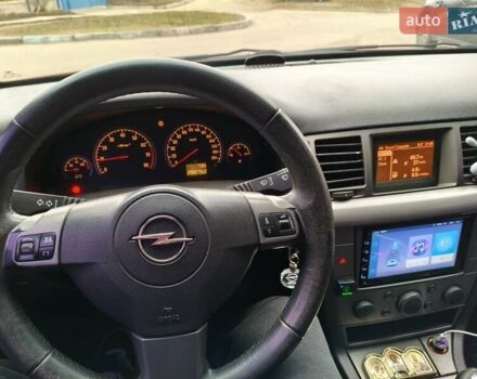 Красный Опель Вектра, объемом двигателя 2.2 л и пробегом 280 тыс. км за 4999 $, фото 6 на Automoto.ua