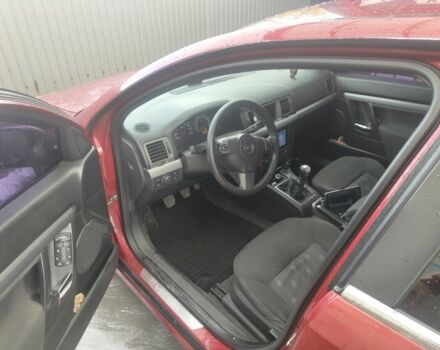 Опель Вектра 2006 у Кривому Розі на Automoto.ua Червоний Опель Вектра, об'ємом двигуна 2.2 л та пробігом 290 тис. км за 4800 $, фото 2 на Automoto.ua