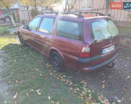 Червоний Опель Вектра, об'ємом двигуна 1.6 л та пробігом 285 тис. км за 1249 $, фото 5 на Automoto.ua