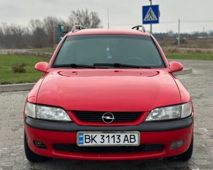 Червоний Опель Вектра, об'ємом двигуна 1.8 л та пробігом 350 тис. км за 1650 $, фото 1 на Automoto.ua