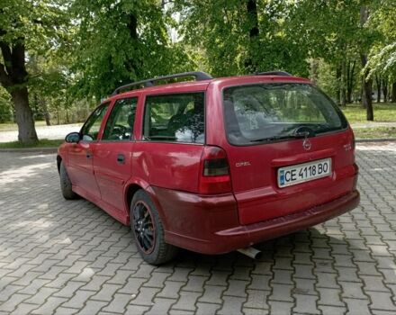 Красный Опель Вектра, объемом двигателя 1.6 л и пробегом 270 тыс. км за 2000 $, фото 4 на Automoto.ua