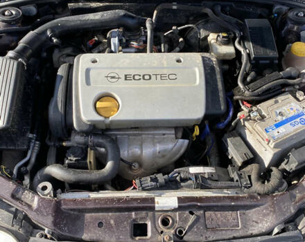 Червоний Опель Вектра, об'ємом двигуна 1.6 л та пробігом 210 тис. км за 2900 $, фото 10 на Automoto.ua