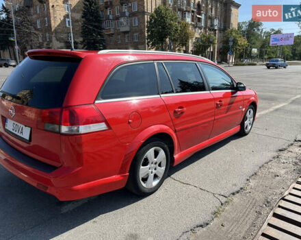 Красный Опель Вектра, объемом двигателя 1.79 л и пробегом 380 тыс. км за 5800 $, фото 4 на Automoto.ua