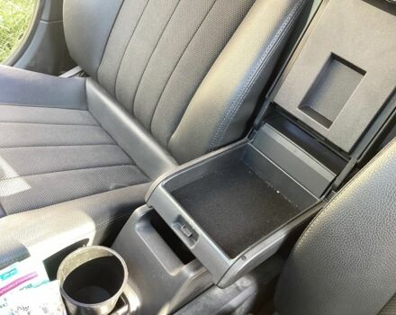 Красный Опель Вектра, объемом двигателя 1.9 л и пробегом 273 тыс. км за 4400 $, фото 10 на Automoto.ua