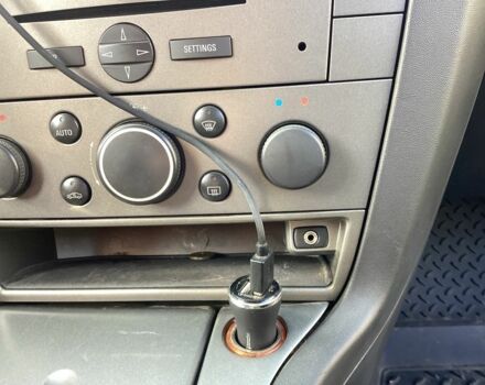 Красный Опель Вектра, объемом двигателя 1.9 л и пробегом 273 тыс. км за 4400 $, фото 14 на Automoto.ua