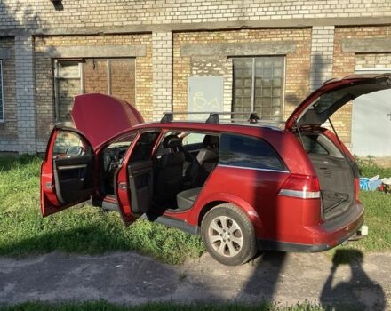 Красный Опель Вектра, объемом двигателя 1.9 л и пробегом 273 тыс. км за 4400 $, фото 2 на Automoto.ua