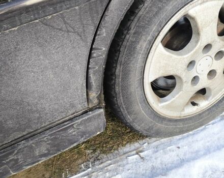 Червоний Опель Вектра, об'ємом двигуна 1 л та пробігом 370 тис. км за 2500 $, фото 6 на Automoto.ua