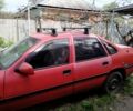 Красный Опель Вектра, объемом двигателя 1.6 л и пробегом 245 тыс. км за 1000 $, фото 1 на Automoto.ua